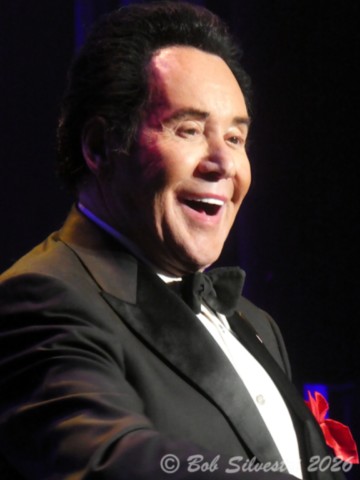 Concert Review-by Bob Silvestri-Wayne Newton-West Herr Riviera Theatre-North Tonawanda, NY-April 25, 2026-